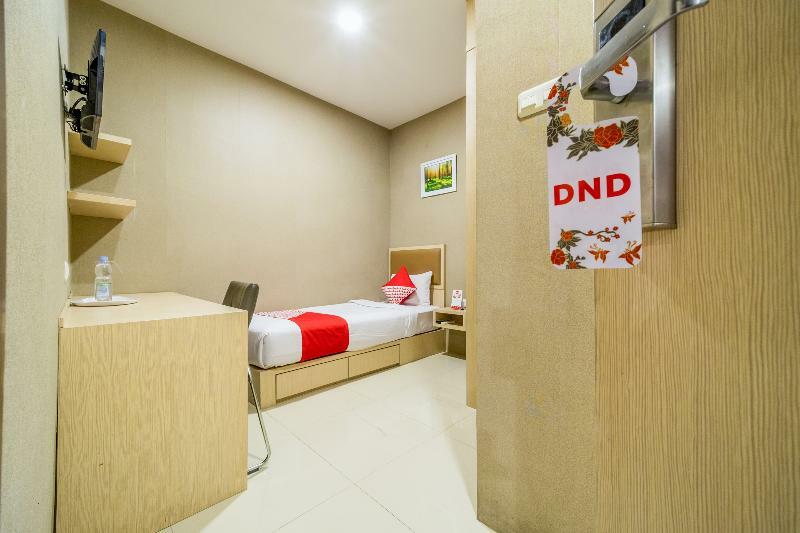 Oyo 279 Deli Homestay Medan Buitenkant foto